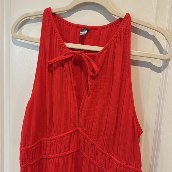 Old Navy TALL Fit & Flare Crinkle Gauze Maxi dress - Picture 5 of 9